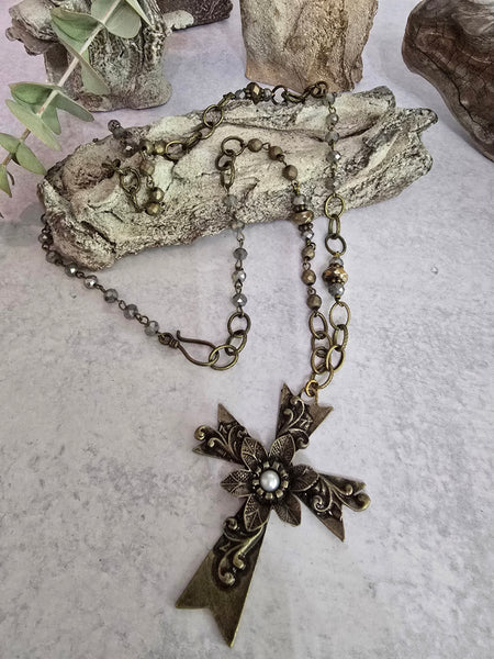 Simple Elegance Cross